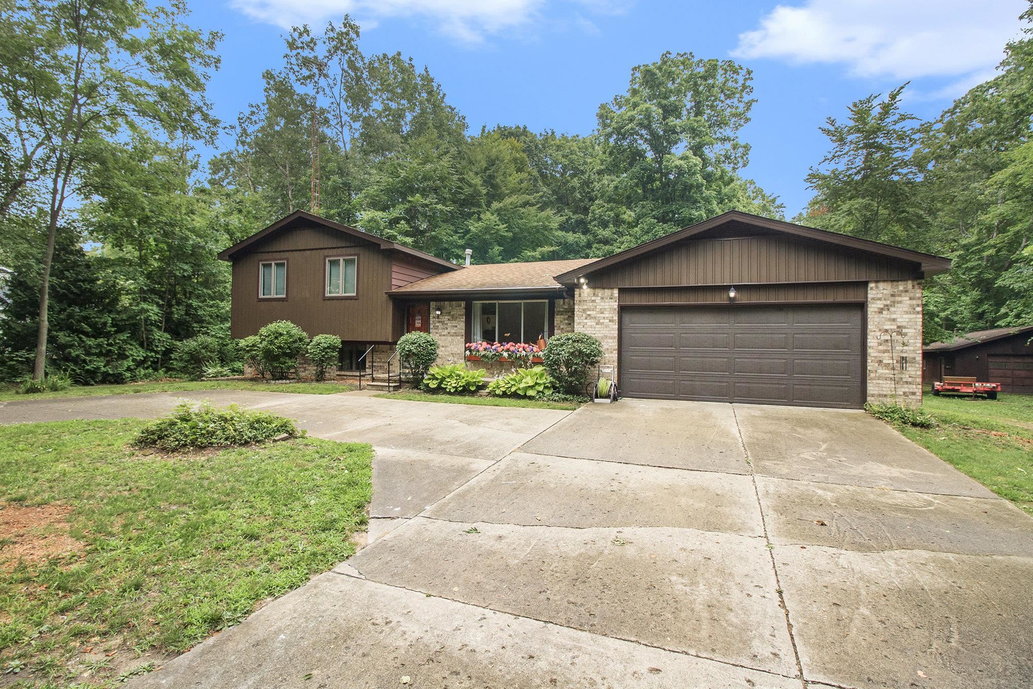 11312 Webster Road Clio, MI 48420 - Photo 7 of 42 50146831-88a4d314-6c8f-49bc-bc82-dae9779b1576.JPG