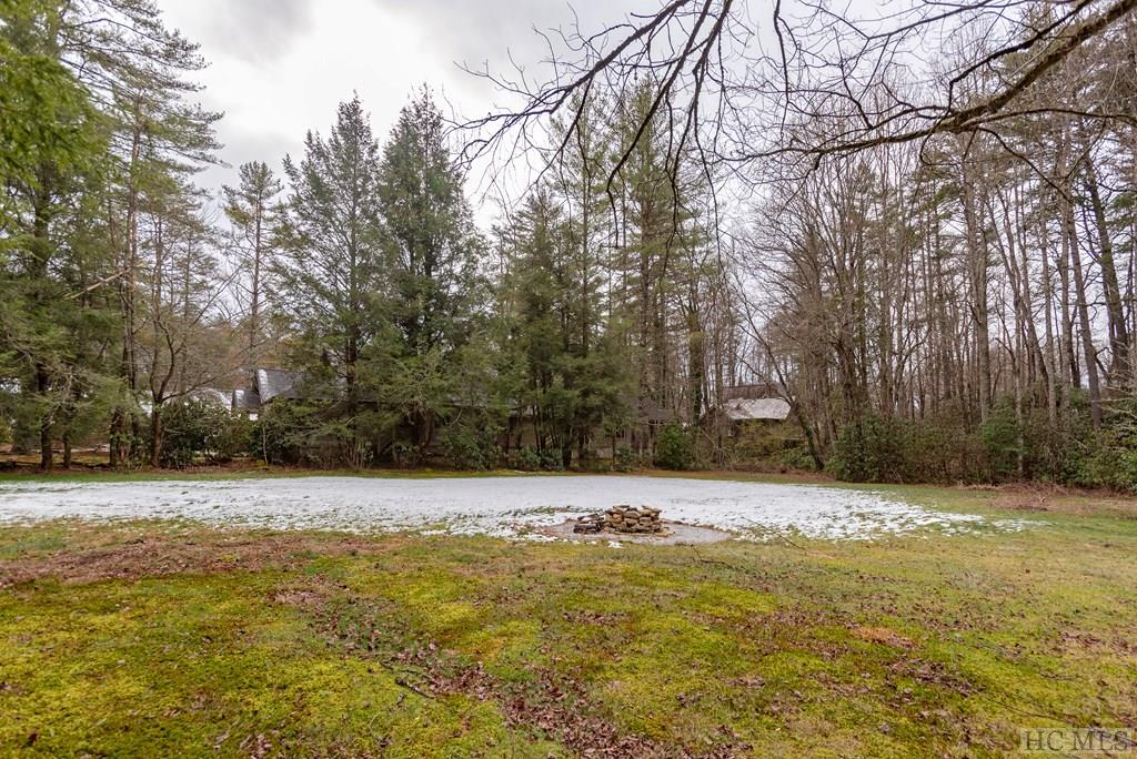 107 Lance Road Cashiers, NC 28717 - Photo 27 of 41 Gallery Image 27