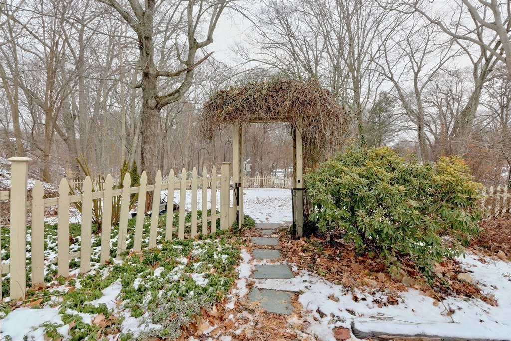 34 Pine Ridge Road Wayland, MA 01778 - Photo 13 of 15