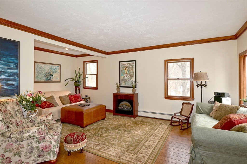 34 Pine Ridge Road Wayland, MA 01778 - Photo 3 of 15