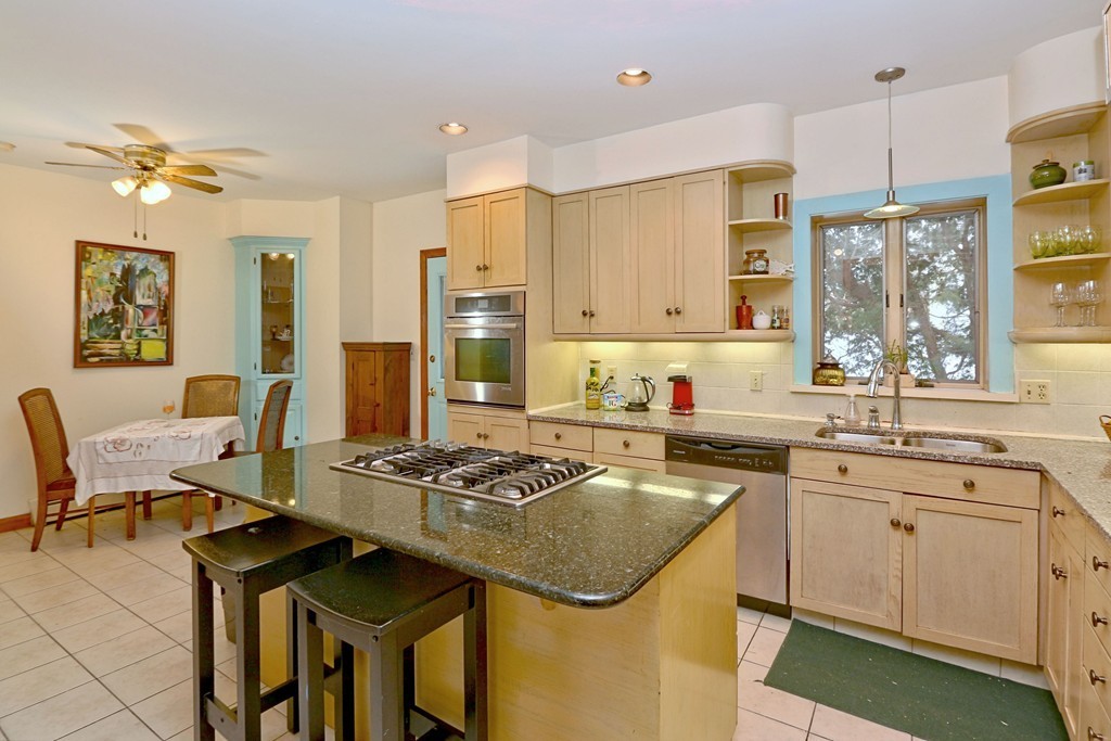 34 Pine Ridge Road Wayland, MA 01778 - Photo 9 of 15
