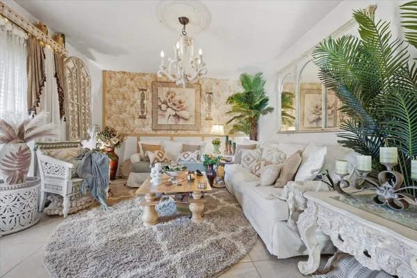 $699,999 | 183-185 Main Street, Belfast, ME 04915