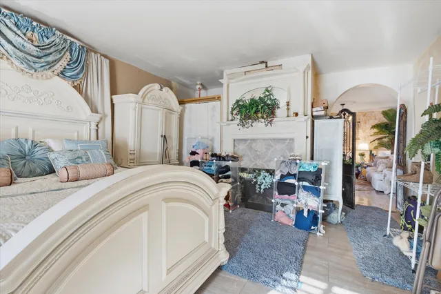 $779,999 | 183-185 Main Street, Belfast, ME 04915