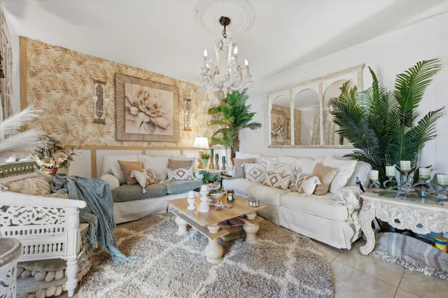 $779,999 | 183-185 Main Street, Belfast, ME 04915