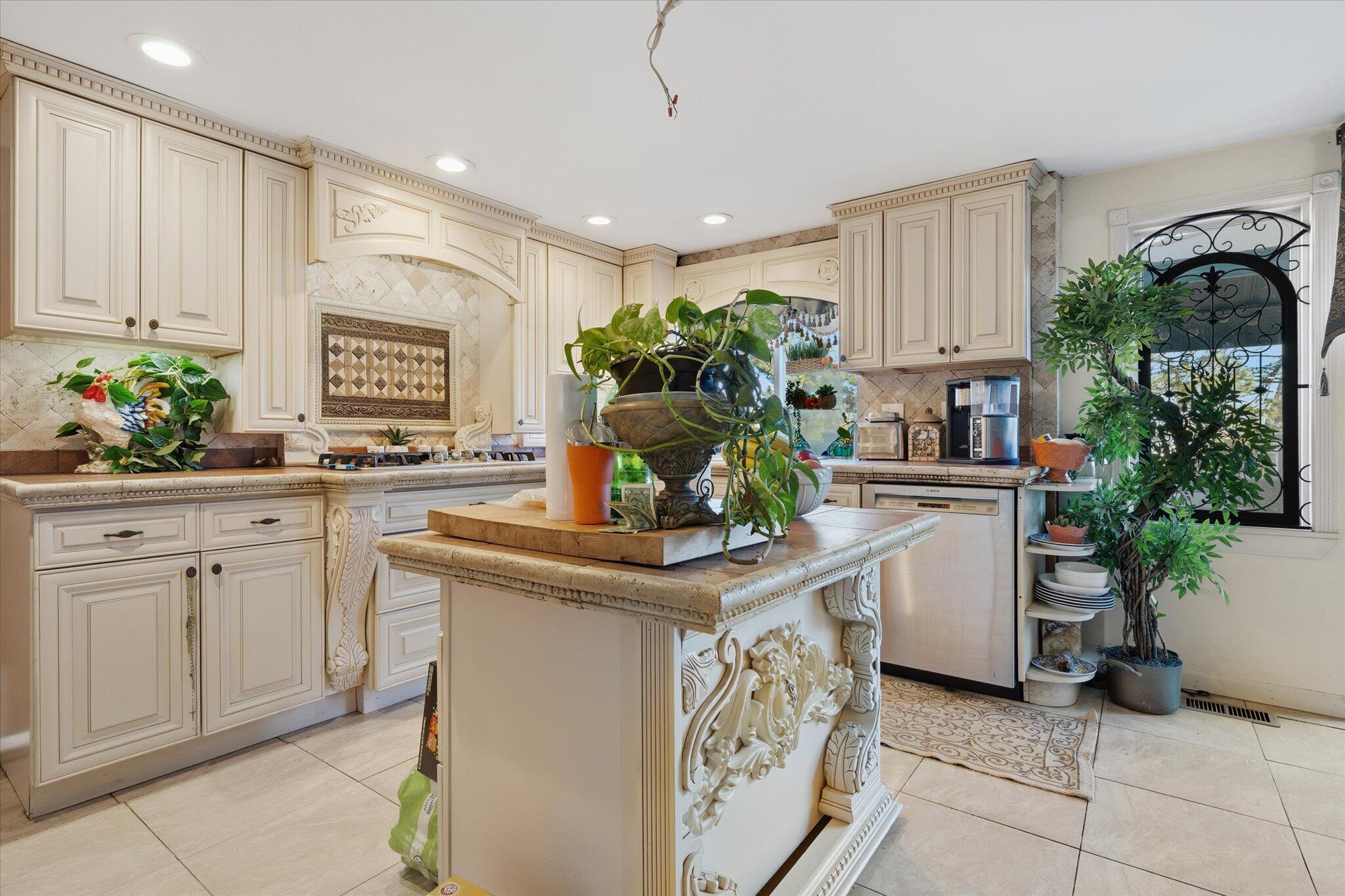 183-185 Main Street Belfast, ME 04915 - Photo 20 of 63 24-183 Main St