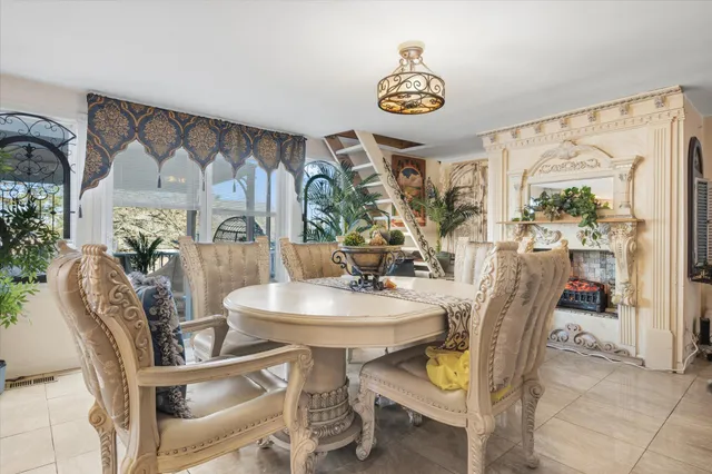 $779,999 | 183-185 Main Street, Belfast, ME 04915