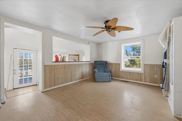 $699,999 | 183-185 Main Street, Belfast, ME 04915