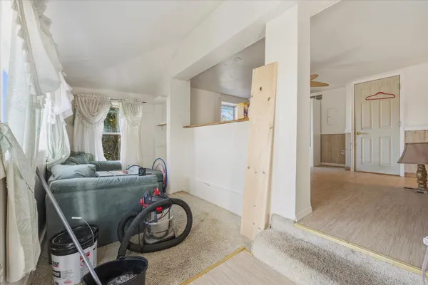 $699,999 | 183-185 Main Street, Belfast, ME 04915