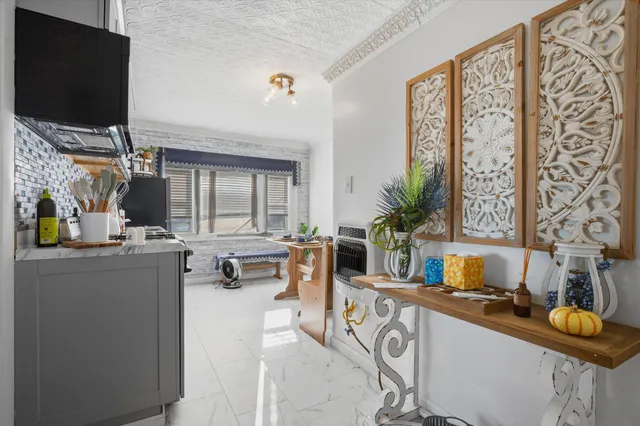 $779,999 | 183-185 Main Street, Belfast, ME 04915