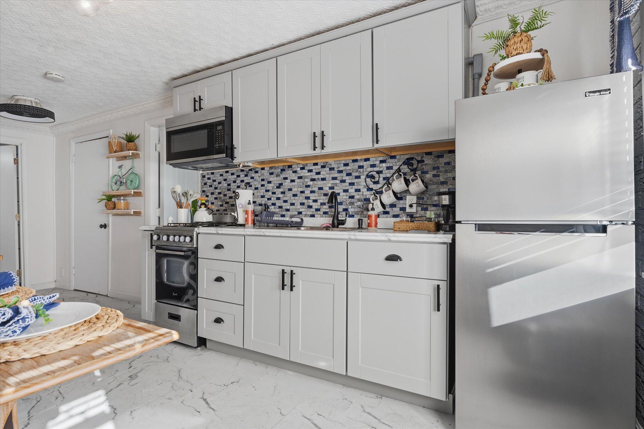 183-185 Main Street Belfast, ME 04915 - Photo 37 of 63 41-183 Main St