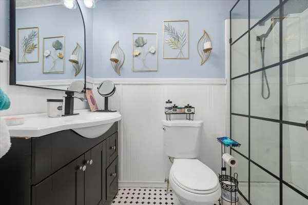 $699,999 | 183-185 Main Street, Belfast, ME 04915