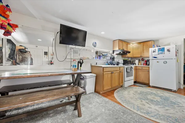 $699,999 | 183-185 Main Street, Belfast, ME 04915