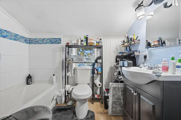 $699,999 | 183-185 Main Street, Belfast, ME 04915