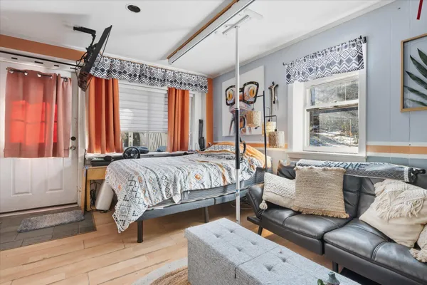 $699,999 | 183-185 Main Street, Belfast, ME 04915