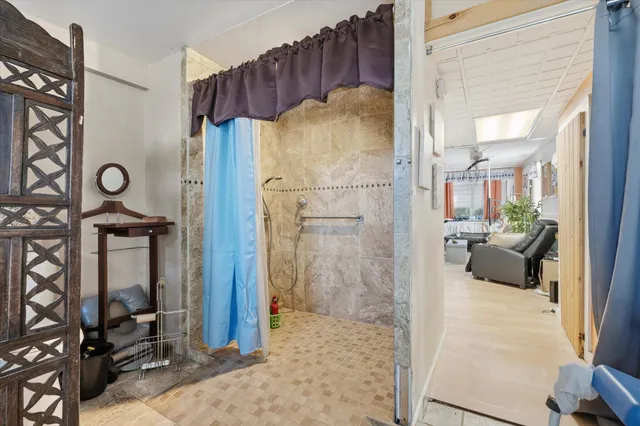 $779,999 | 183-185 Main Street, Belfast, ME 04915