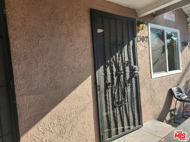 $1,800 | 7302 Mace Place, Los Angeles, CA 90001