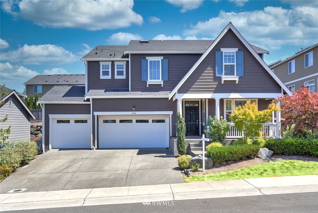 806 Mount Baker Avenue Northeast Renton, WA 98059 - Photo 1 of 33 Gallery Image 1
