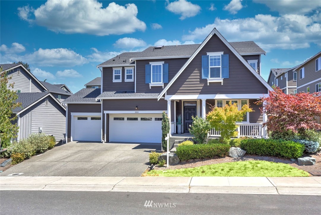 806 Mount Baker Avenue Northeast Renton, WA 98059 - Photo 2 of 33 Gallery Image 2
