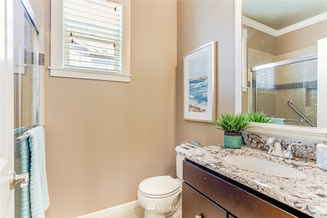 806 Mount Baker Avenue Northeast Renton, WA 98059 - Photo 18 of 33 Gallery Image 18