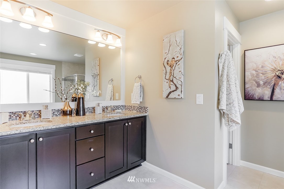 806 Mount Baker Avenue Northeast Renton, WA 98059 - Photo 21 of 33 Gallery Image 21