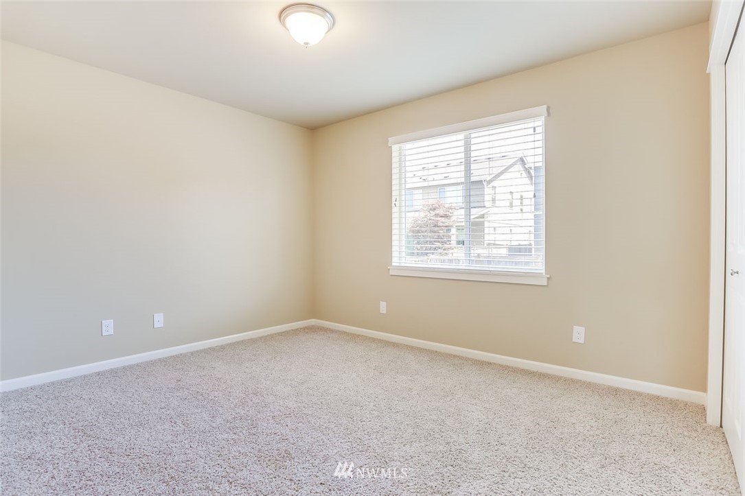 806 Mount Baker Avenue Northeast Renton, WA 98059 - Photo 25 of 33 Gallery Image 25