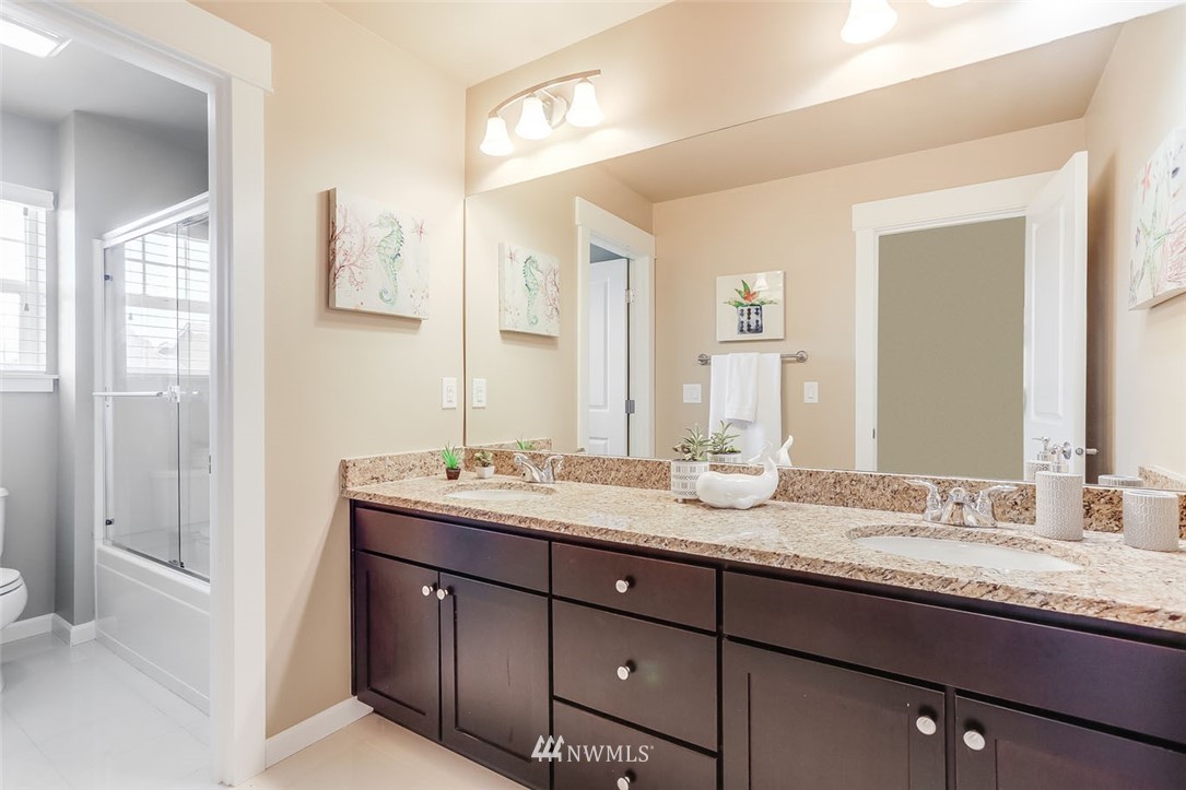 806 Mount Baker Avenue Northeast Renton, WA 98059 - Photo 26 of 33 Gallery Image 26