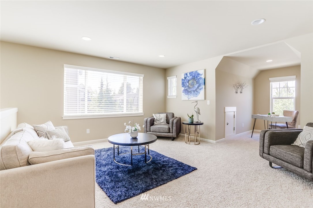 806 Mount Baker Avenue Northeast Renton, WA 98059 - Photo 29 of 33 Gallery Image 29
