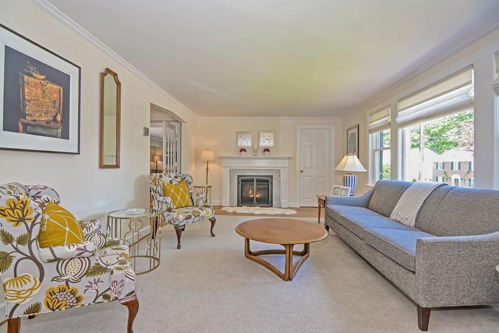 146 Paul Revere Road Needham, MA 02494 - Photo 4 of 25