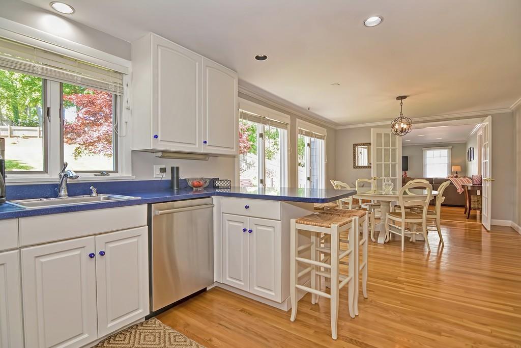 146 Paul Revere Road Needham, MA 02494 - Photo 7 of 25