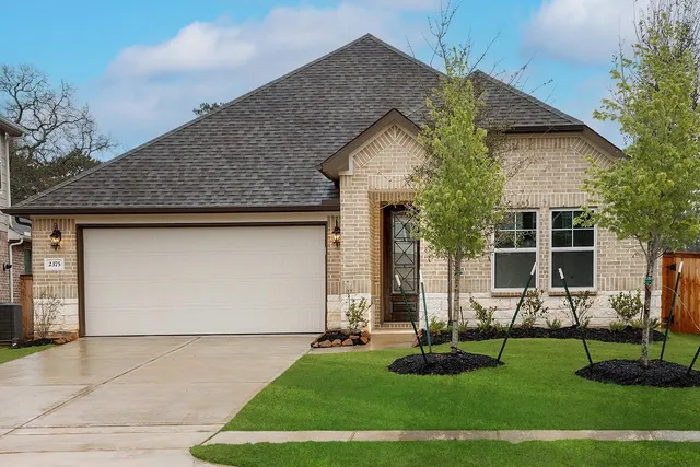 front view of house with a yard