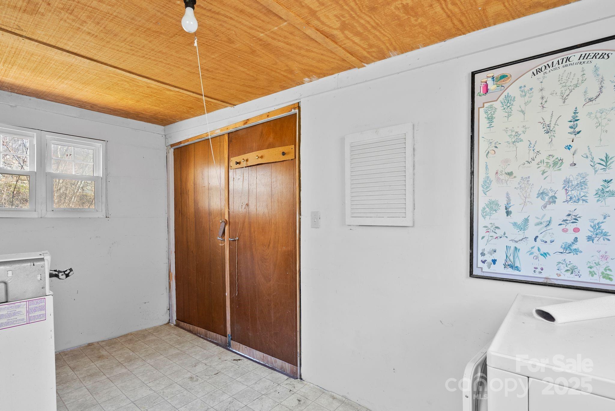 849 South Ammons Branch Road Marshall, NC 28753 - Photo 20 of 20