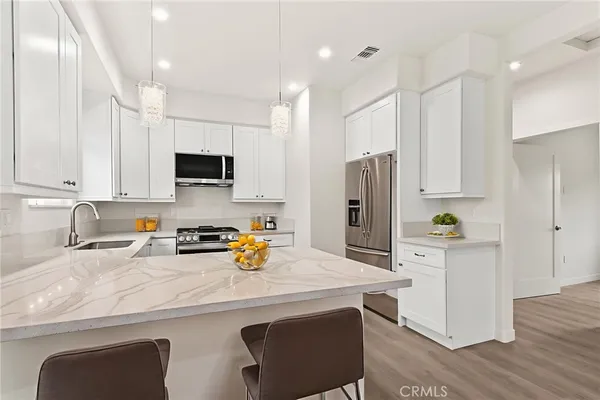 $3,649 | 4508 Hedda Street, Unit 2, Lakewood, CA 90712