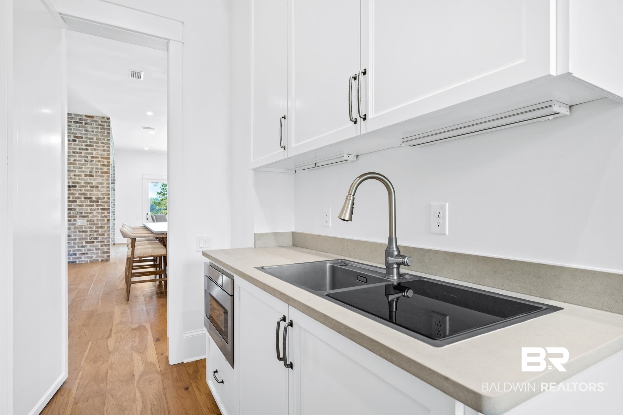 429 Leavie Lane Fairhope, AL 36532 - Photo 23 of 49 Butler Pantry