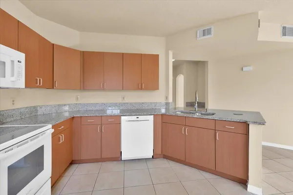$235,000 | 120 Southwest Peacock Boulevard, Unit 11101, Port St. Lucie, FL 34986
