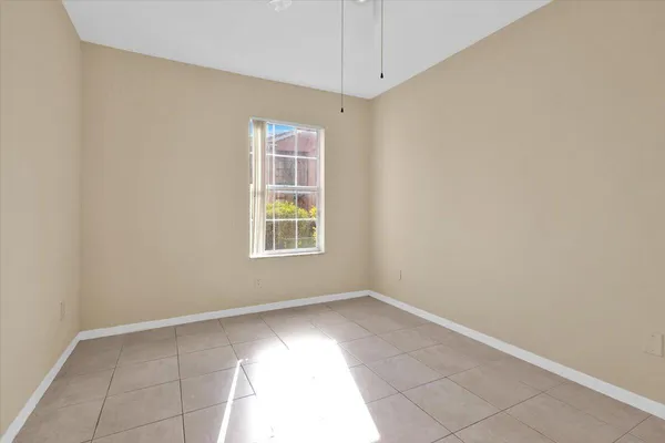 $235,000 | 120 Southwest Peacock Boulevard, Unit 11101, Port St. Lucie, FL 34986
