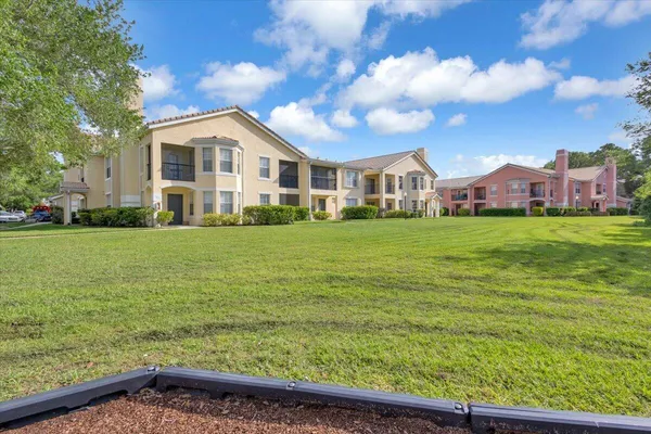 $235,000 | 120 Southwest Peacock Boulevard, Unit 11101, Port St. Lucie, FL 34986