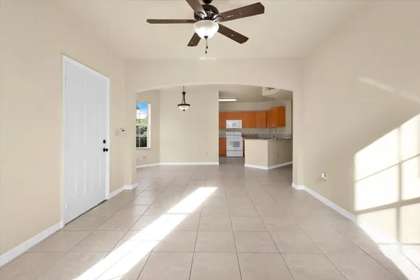 $235,000 | 120 Southwest Peacock Boulevard, Unit 11101, Port St. Lucie, FL 34986