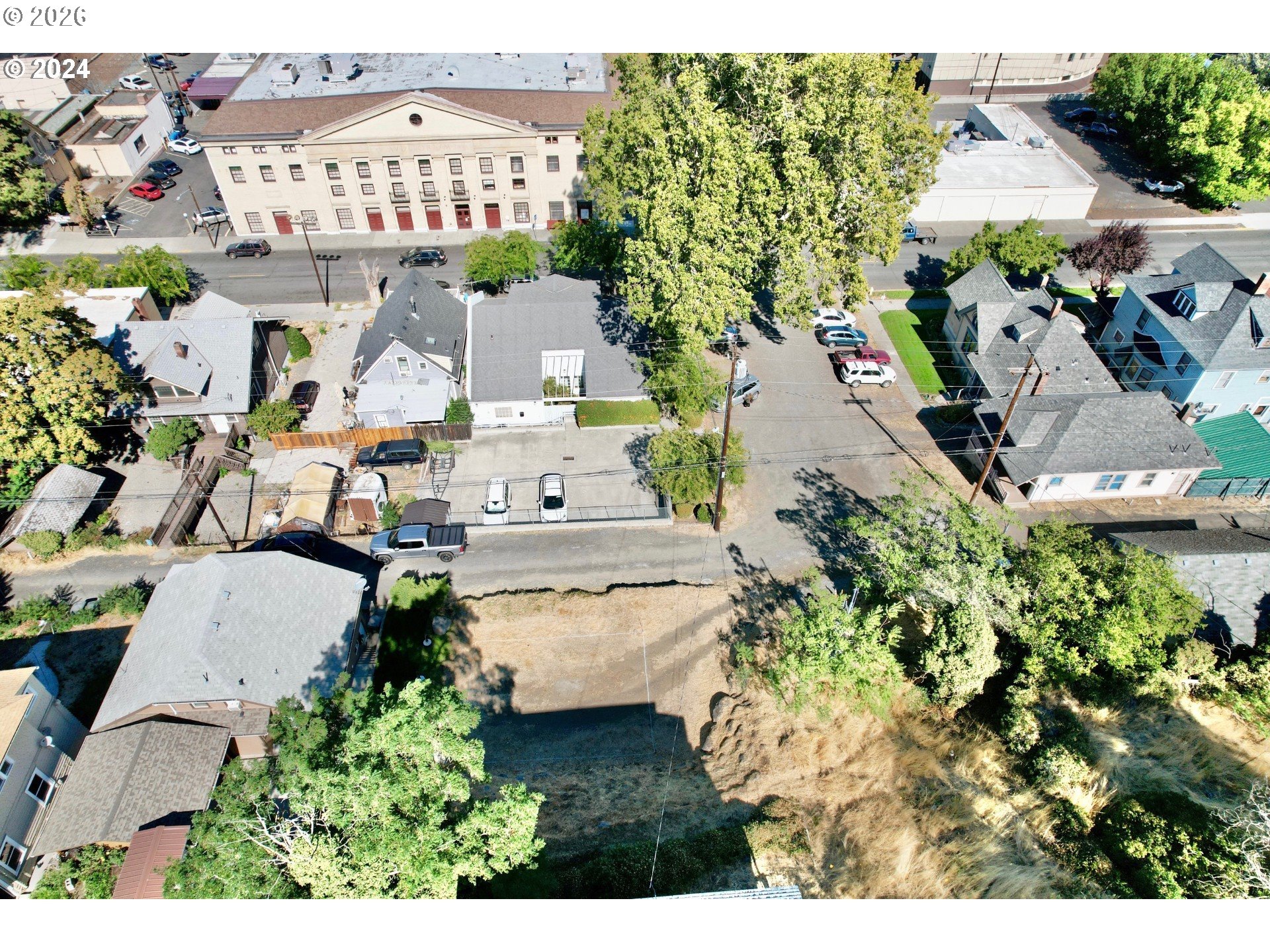 509 Federal Street The Dalles, OR 97058 - Photo 5 of 15 an aerial view of a house with yard swimming pool and outdoor seating