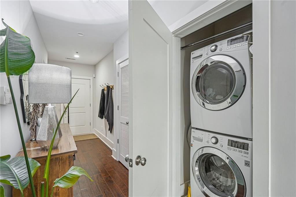 307 Canton Way Roswell, GA 30075 - Photo 12 of 28