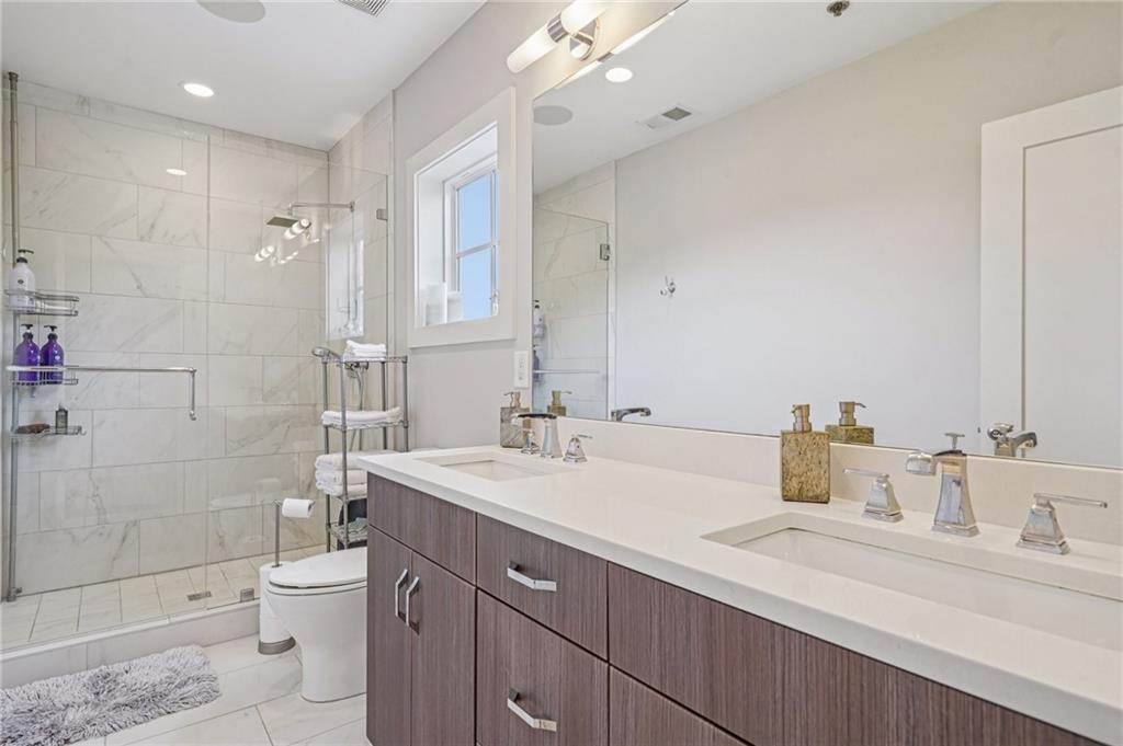 307 Canton Way Roswell, GA 30075 - Photo 17 of 28