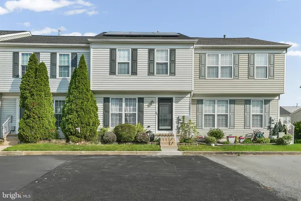 $355,000 | 14 Lisa Drive, Newark, DE 19702