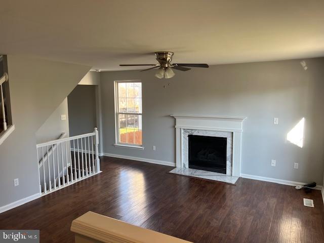 25 Sir Thomas Lane Newark, DE 19702 - Photo 2 of 18