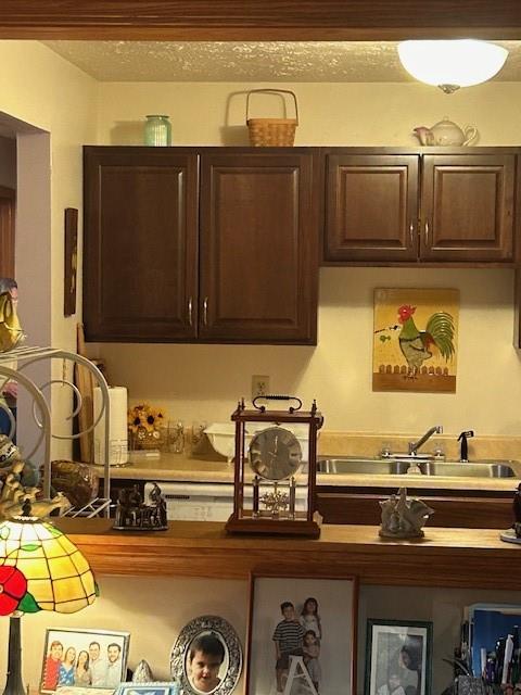 1201 Dutilh Road, Unit 5 Cranberry Township, PA 16066 - Photo 8 of 27 Could be used as a breakfast bar