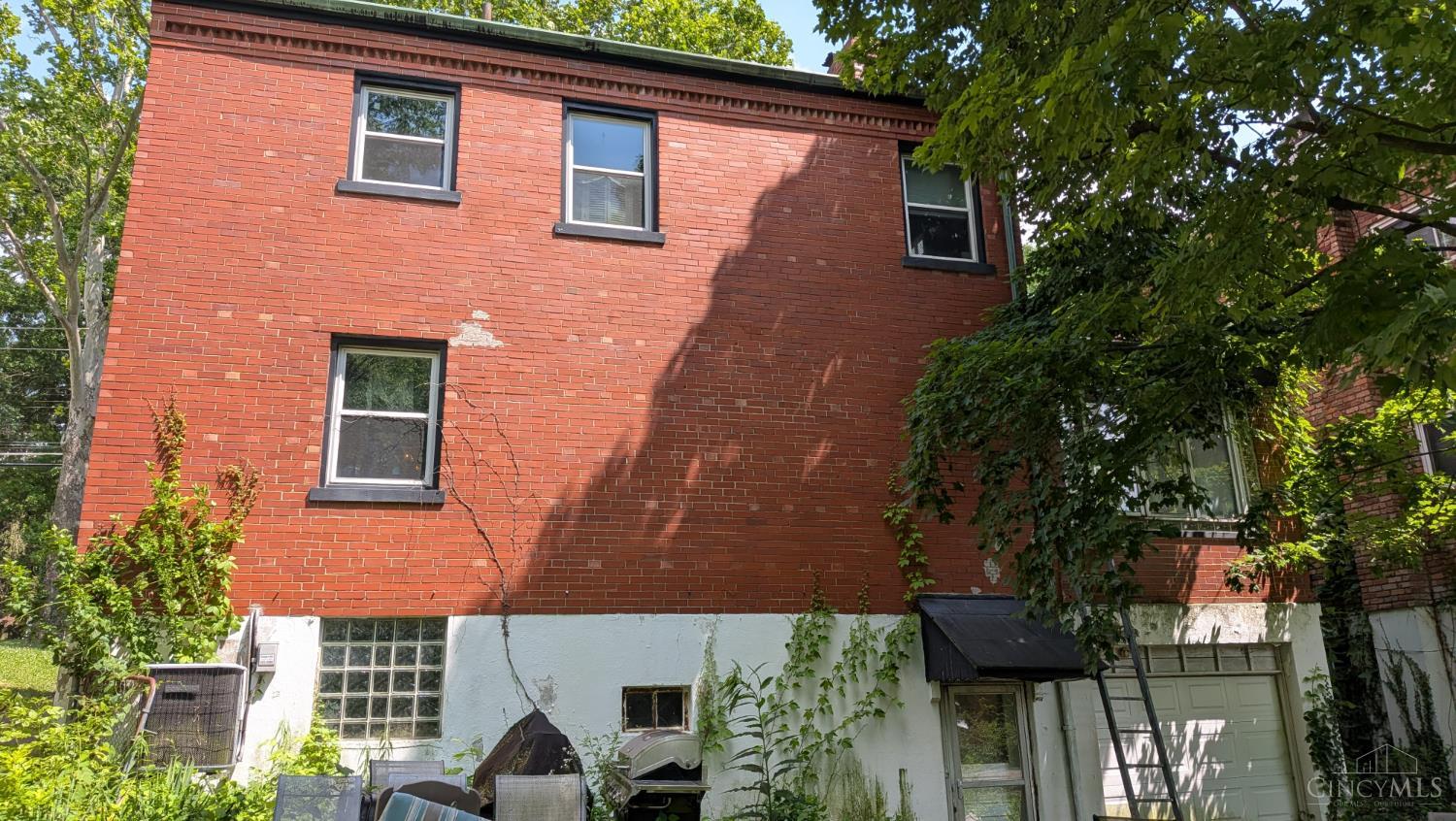 2214 West North Bend Road Cincinnati, OH 45239 - Photo 17 of 19