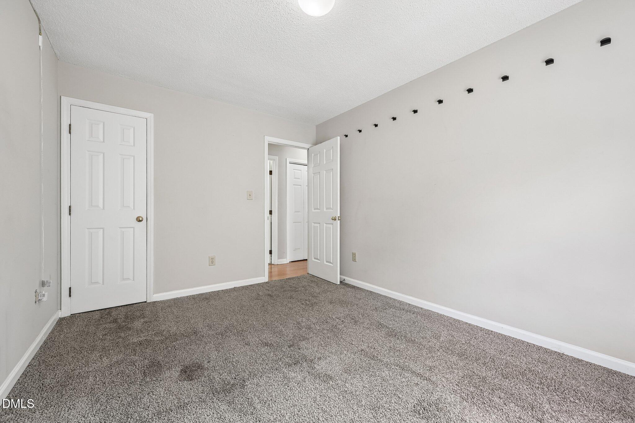 2800 West Jameson Road Raleigh, NC 27604 - Photo 16 of 24 a view of an empty room