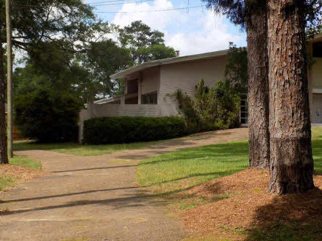 353 Grand Avenue Fairhope, AL 36532 - Photo 4 of 45