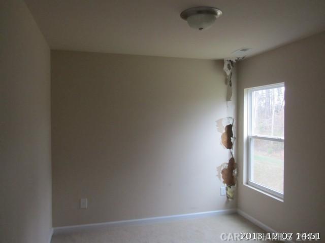 818 Rook Road Charlotte, NC 28216 - Photo 6 of 6