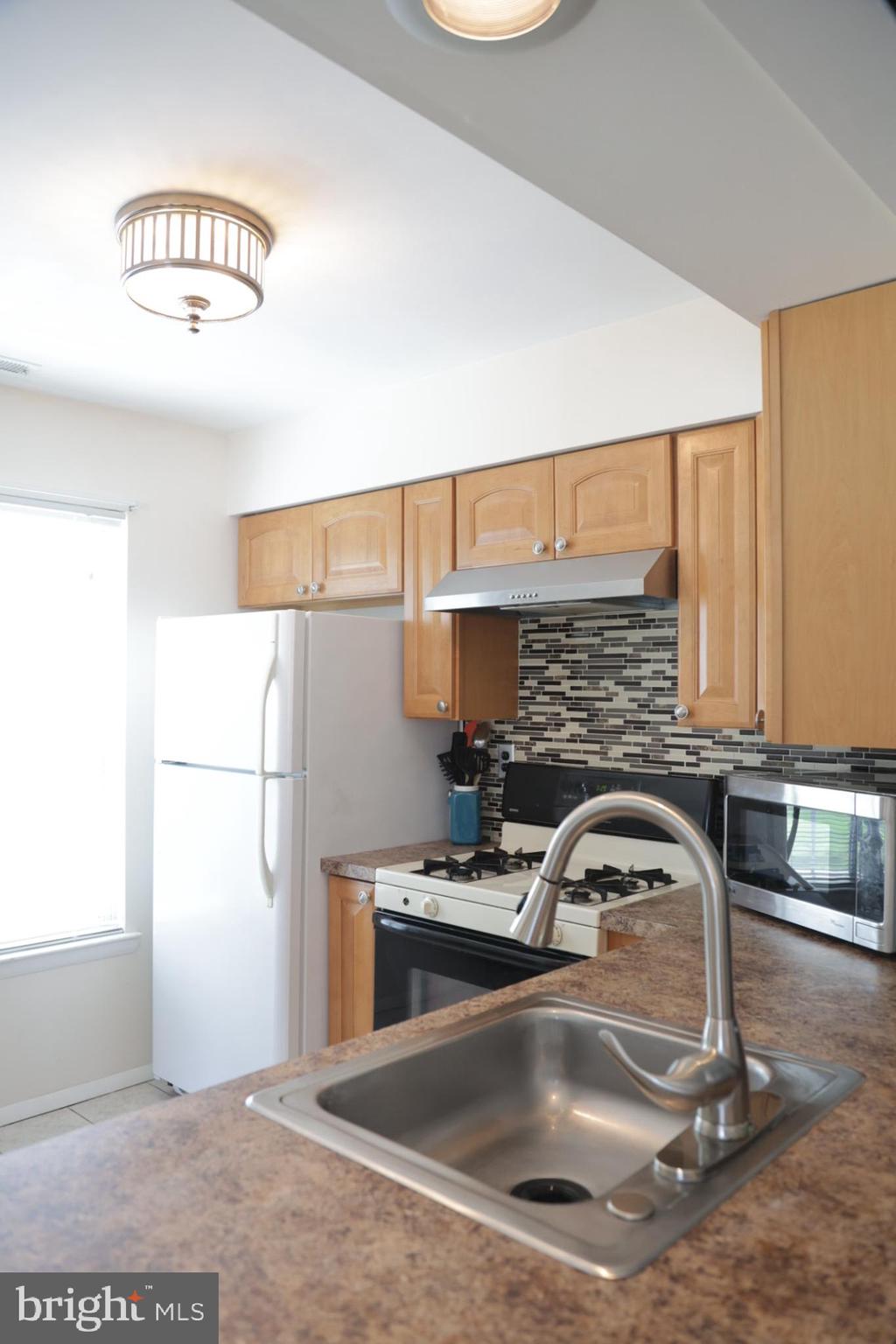 206 Boothby Court Sewell, NJ 08080 - Photo 17 of 31