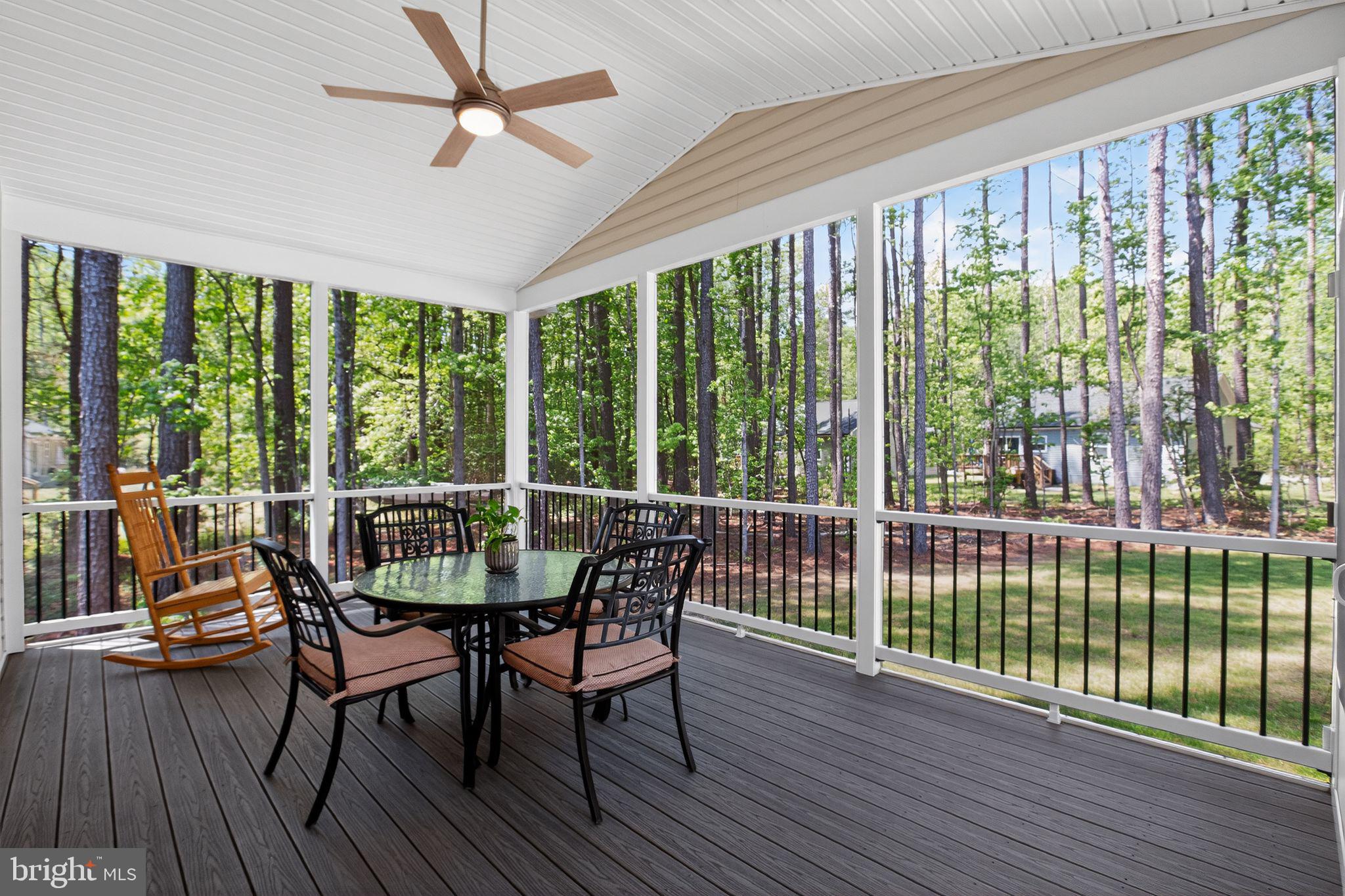 497 Circle Lane Colonial Beach, VA 22443 - Photo 4 of 20