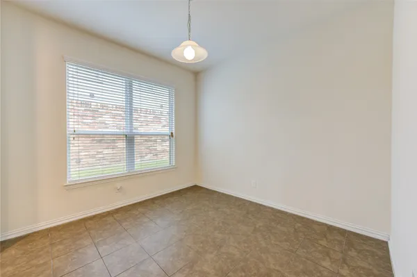 $2,550 | 16 Rose Desert Court, Manvel, TX 77578
